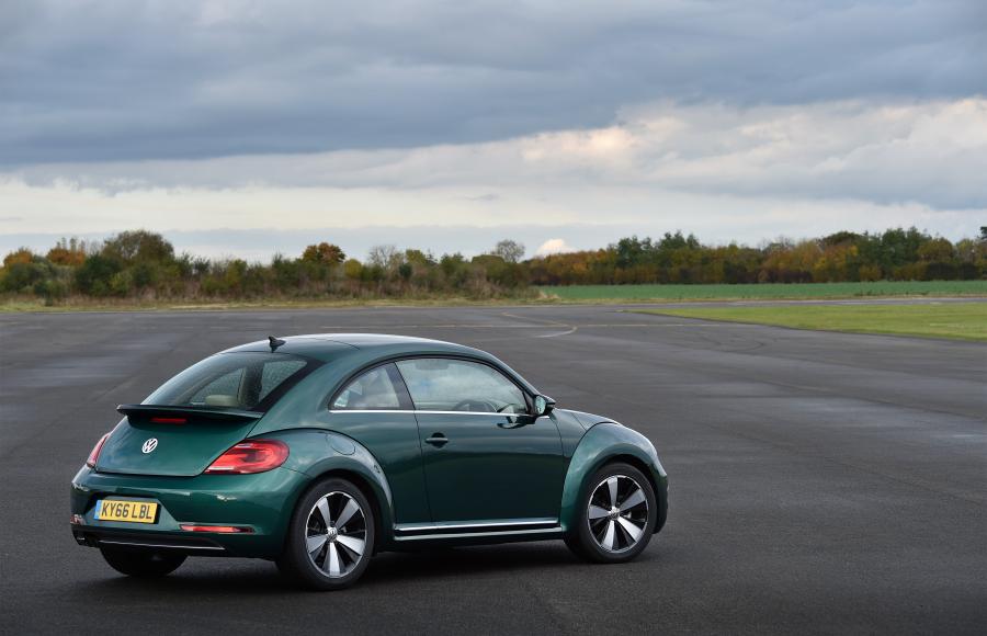  Volkswagen Beetle 2016 года  (UK) (фото 5 из 26)